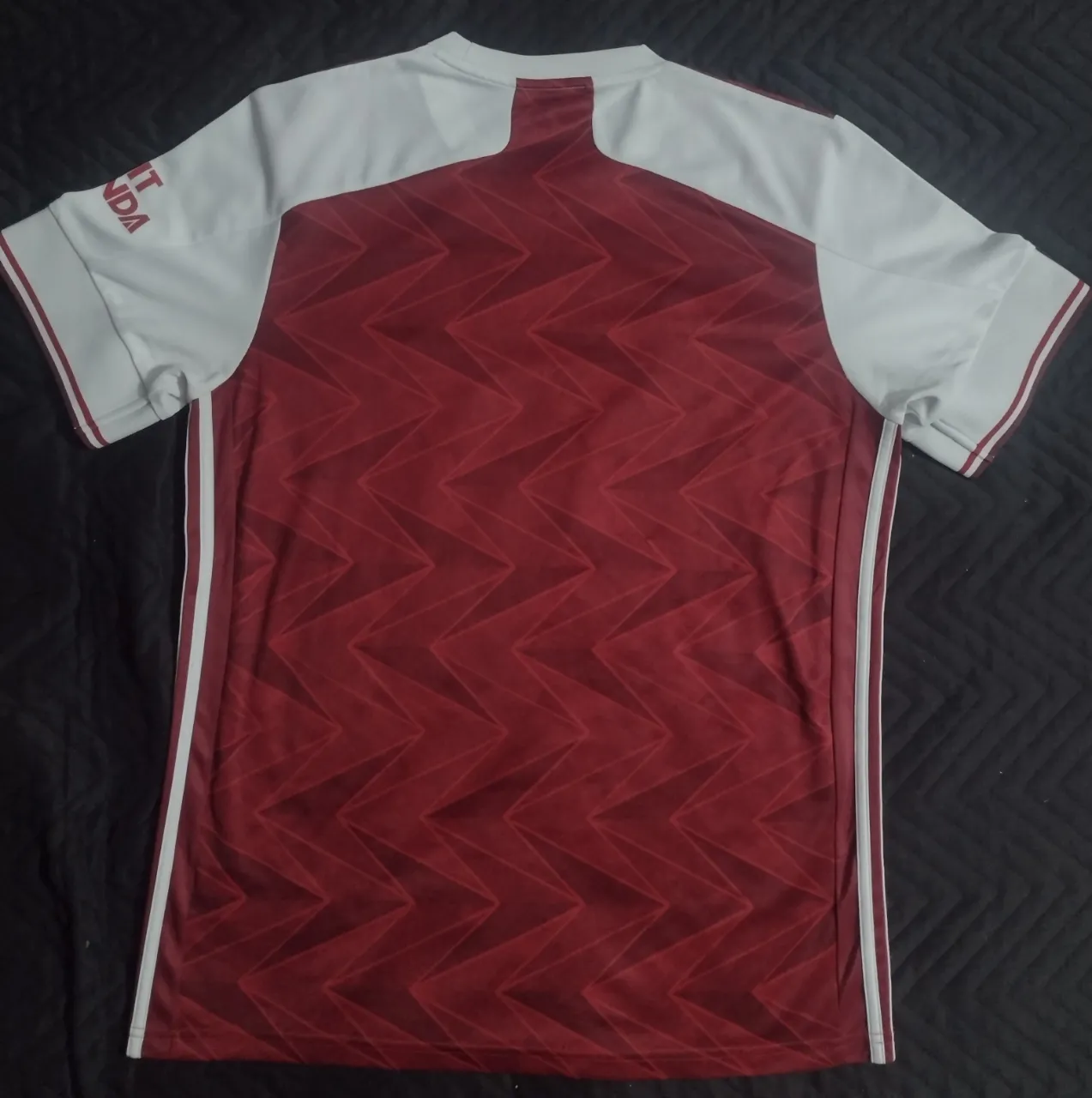 Camiseta adidas - Vista 2