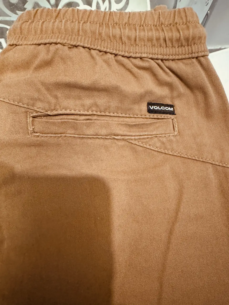 Jean Volcom - Vista 5