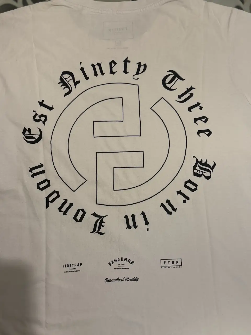 Remera Firetrap - Vista 3