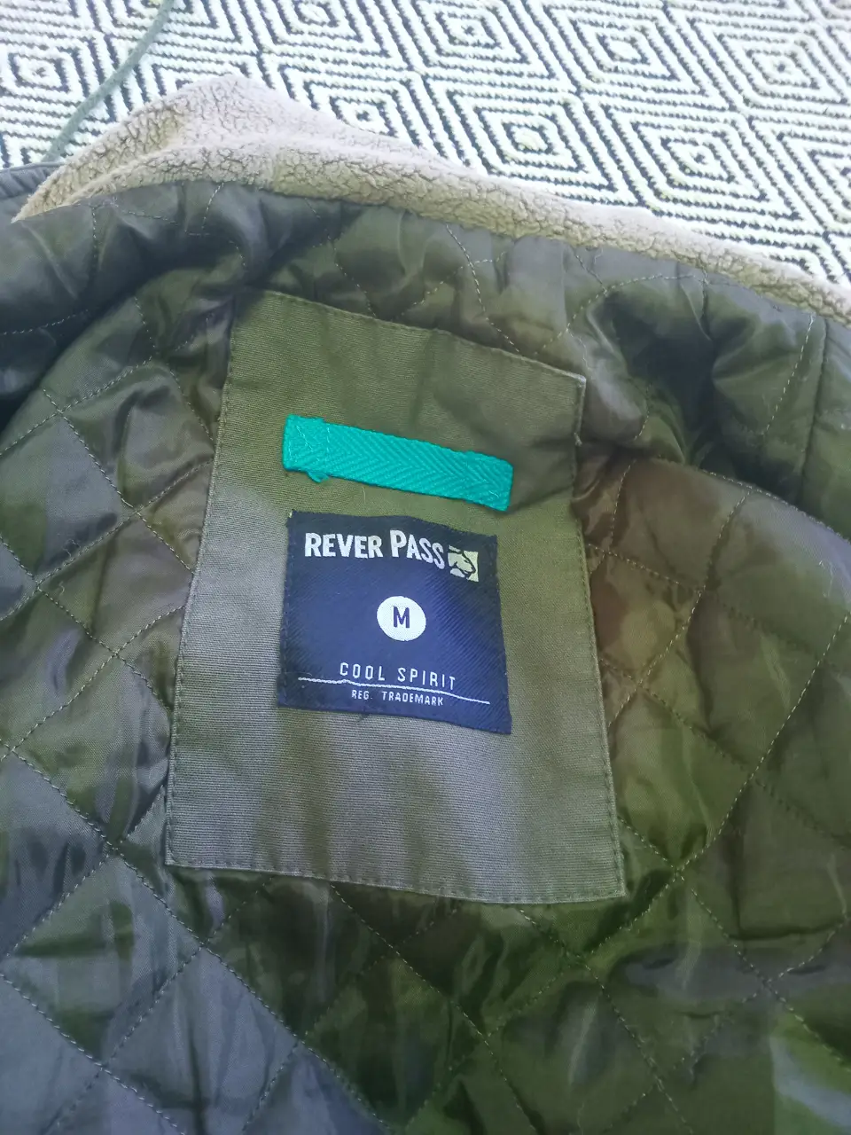 Campera Rever Pass - Vista 3