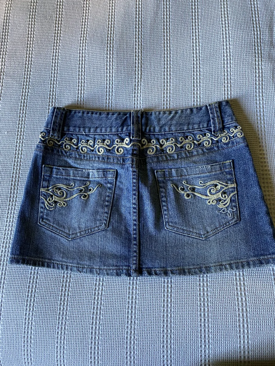 Minifalda Prenda importada - Vista 2