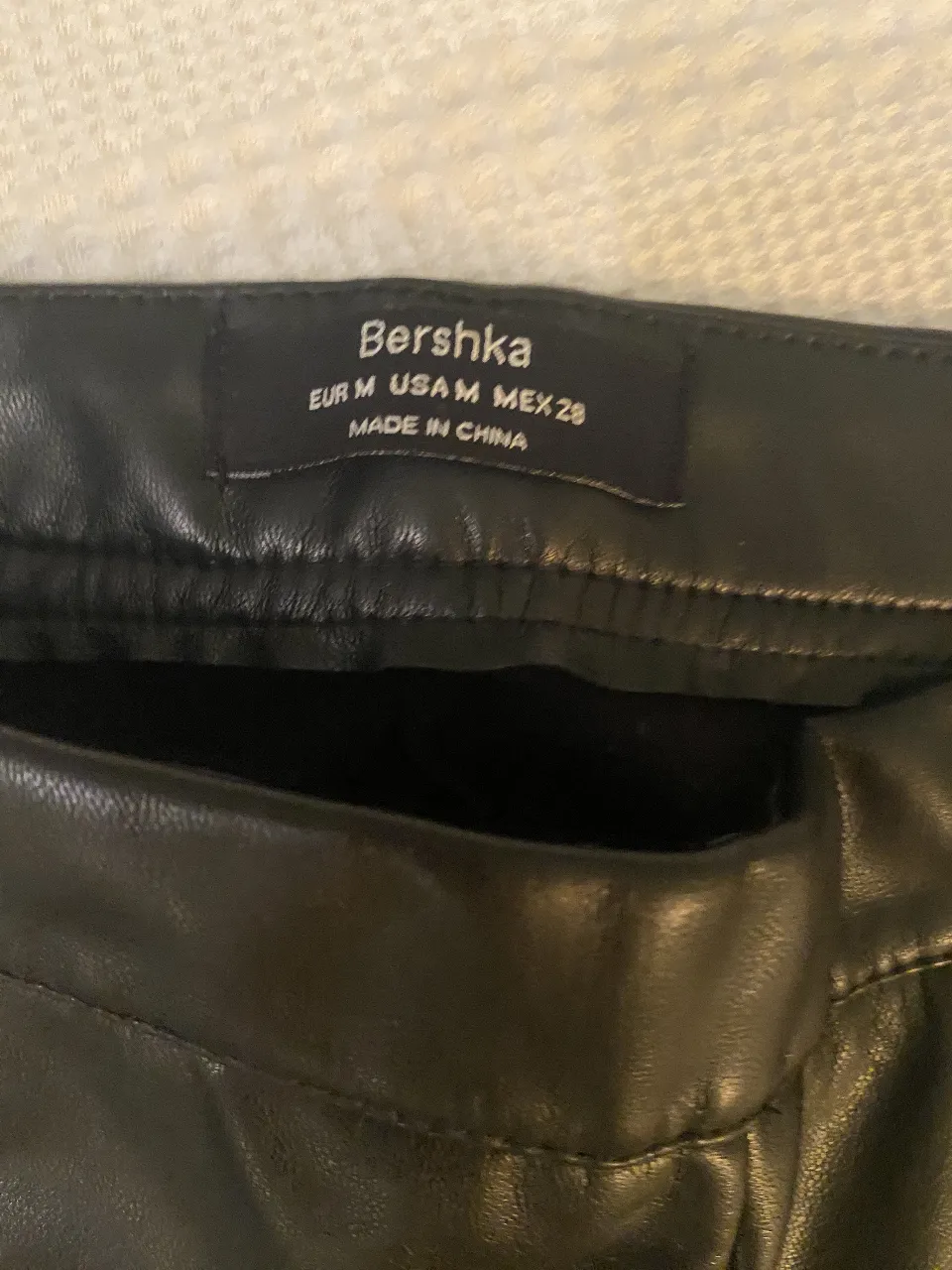 Pantalón Bershka - Vista 3
