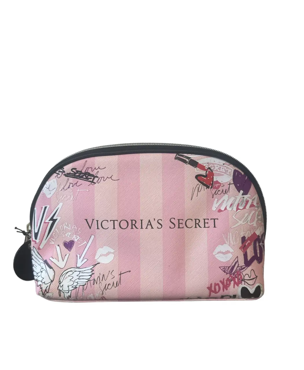 Neceser de Victoria's Secret con diseño a rayas rosas y detalles de la marca. Ideal para guardar cosméticos y artículos de tocador.