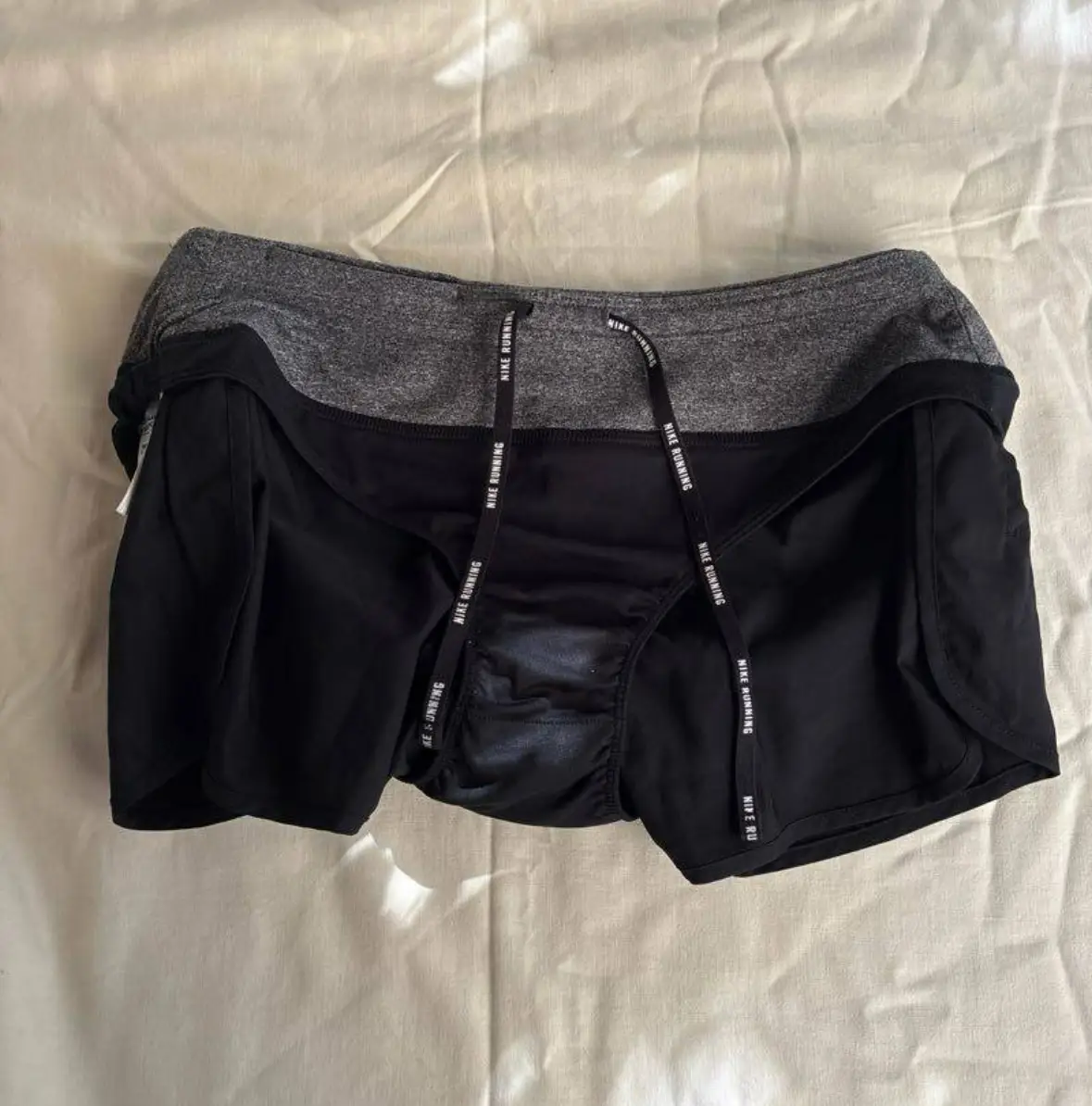 Short Nike - Vista 3