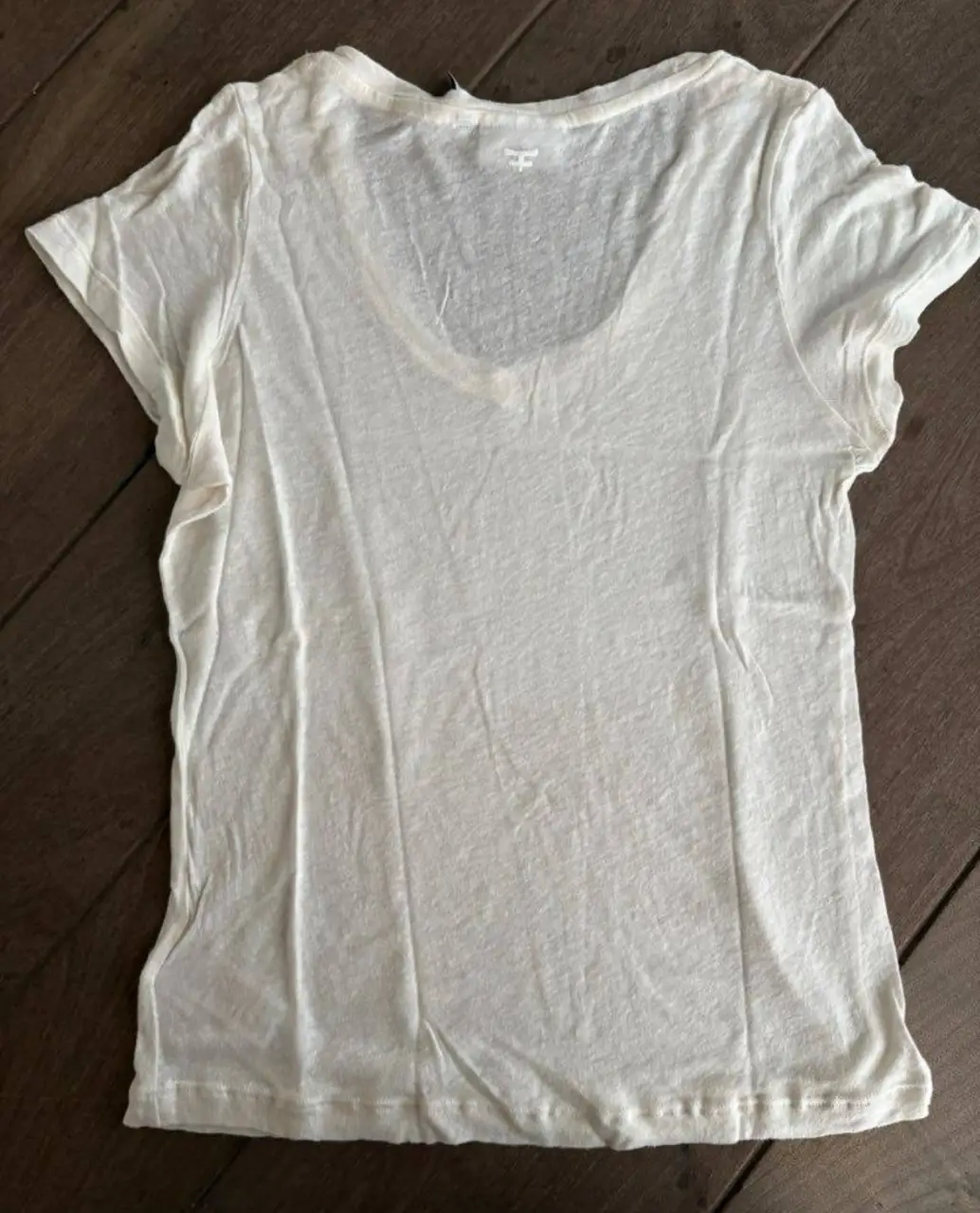 Remera Kosiuko - Vista 2