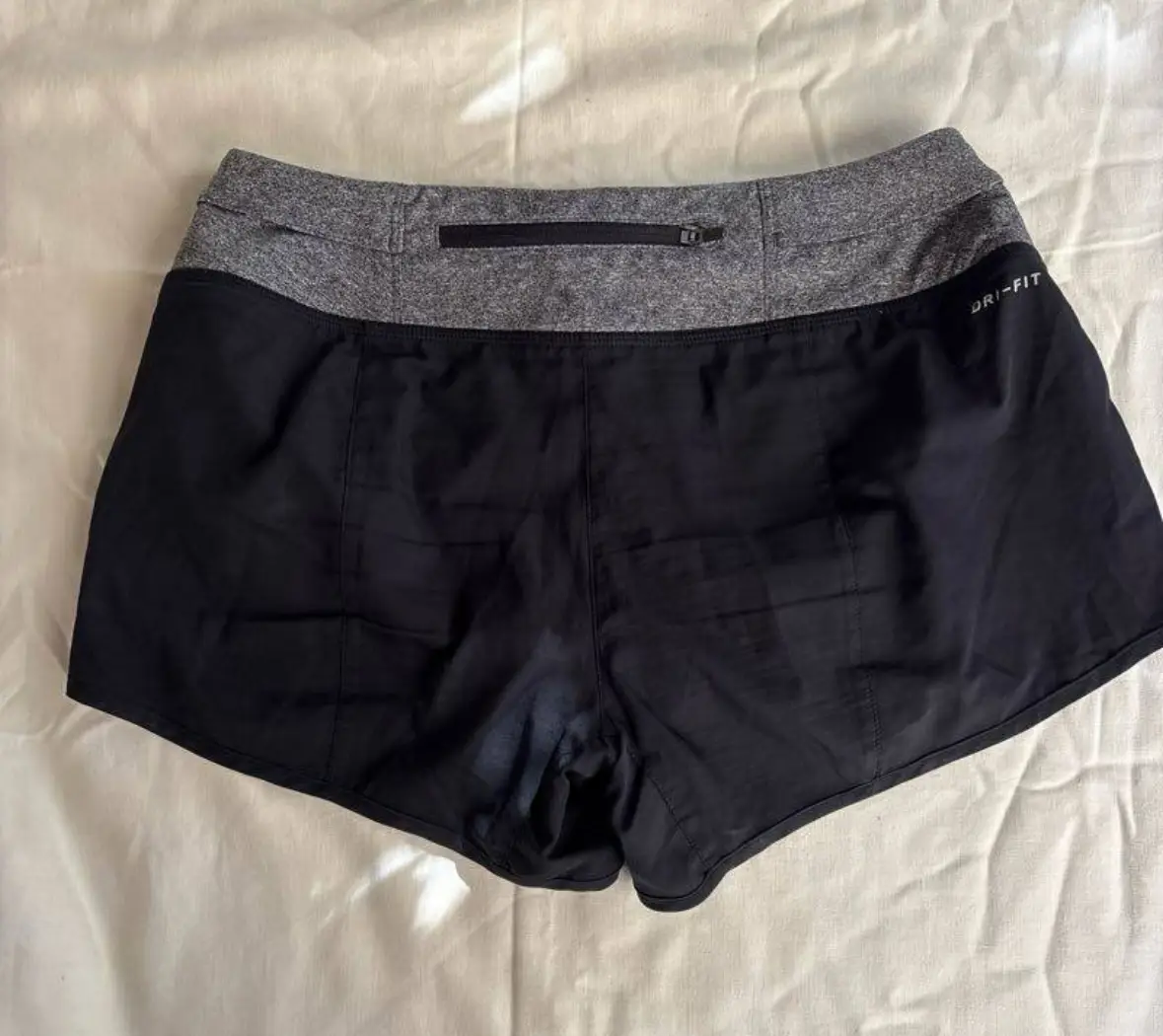 Short Nike - Vista 2