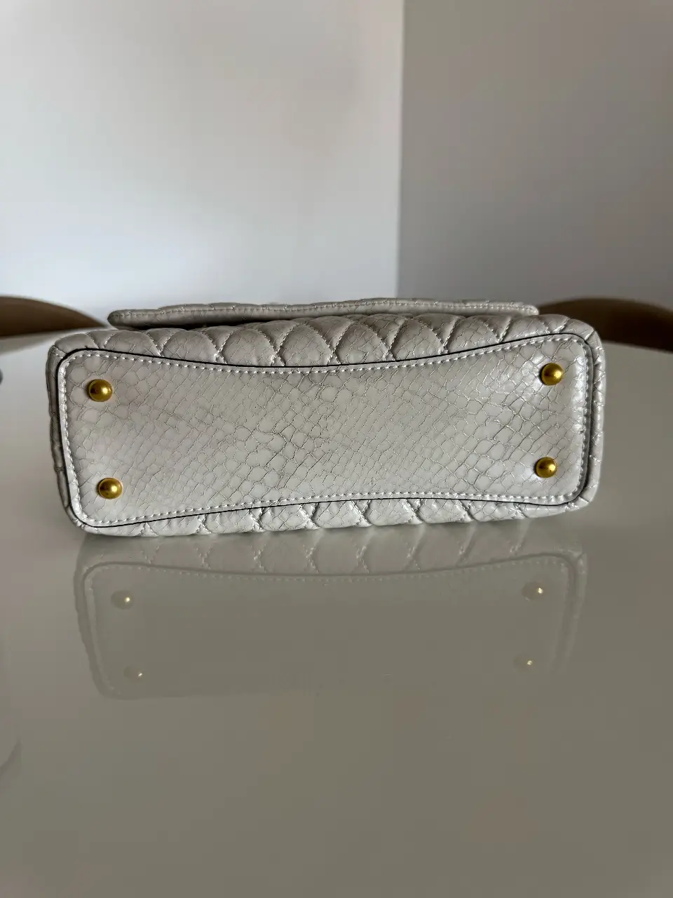 Cartera GUESS - Vista 5