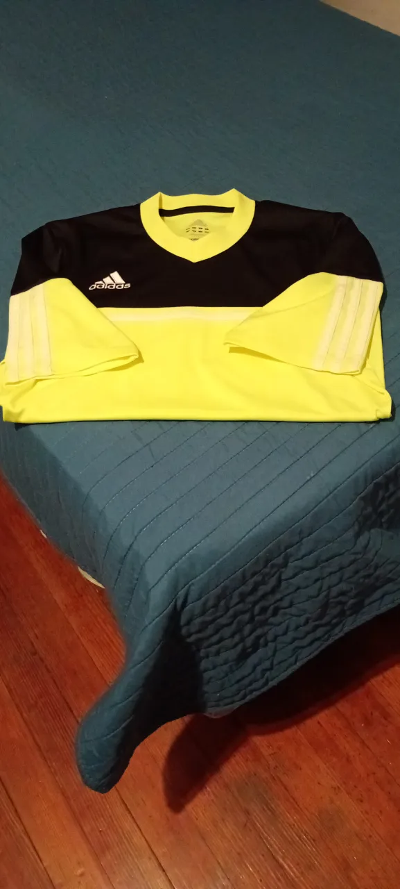 Remera adidas - Vista 4