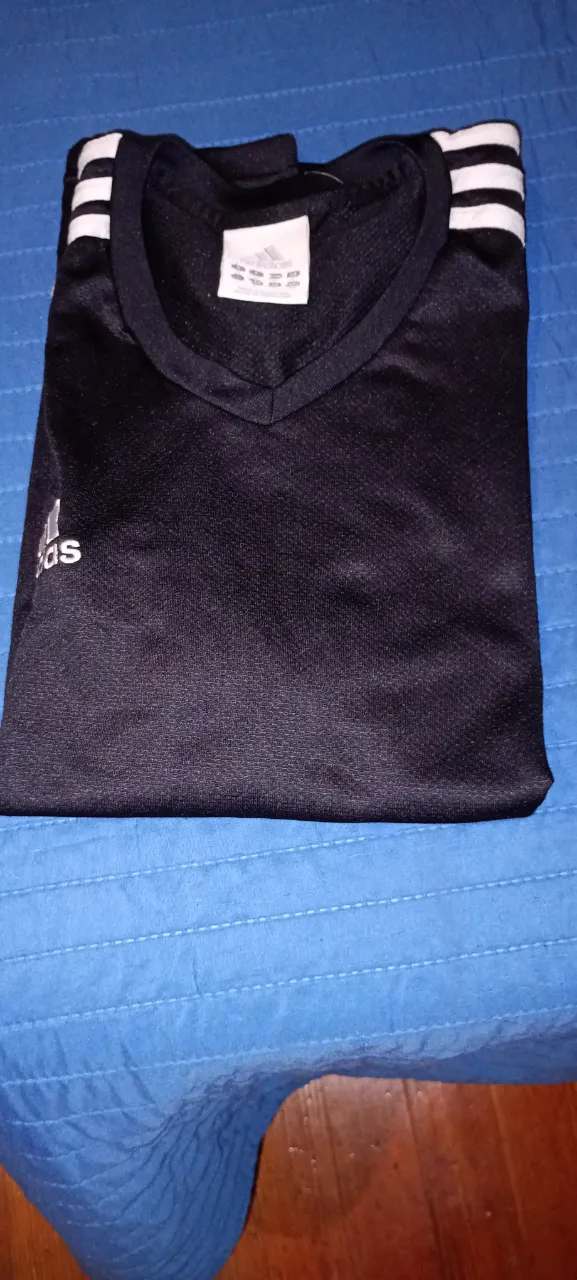 Remera adidas - Vista 2