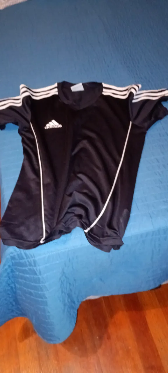 Remera adidas - Vista 4