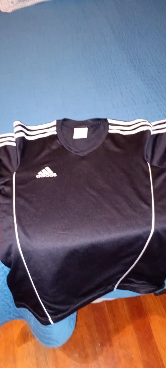 Remera adidas - Vista 3