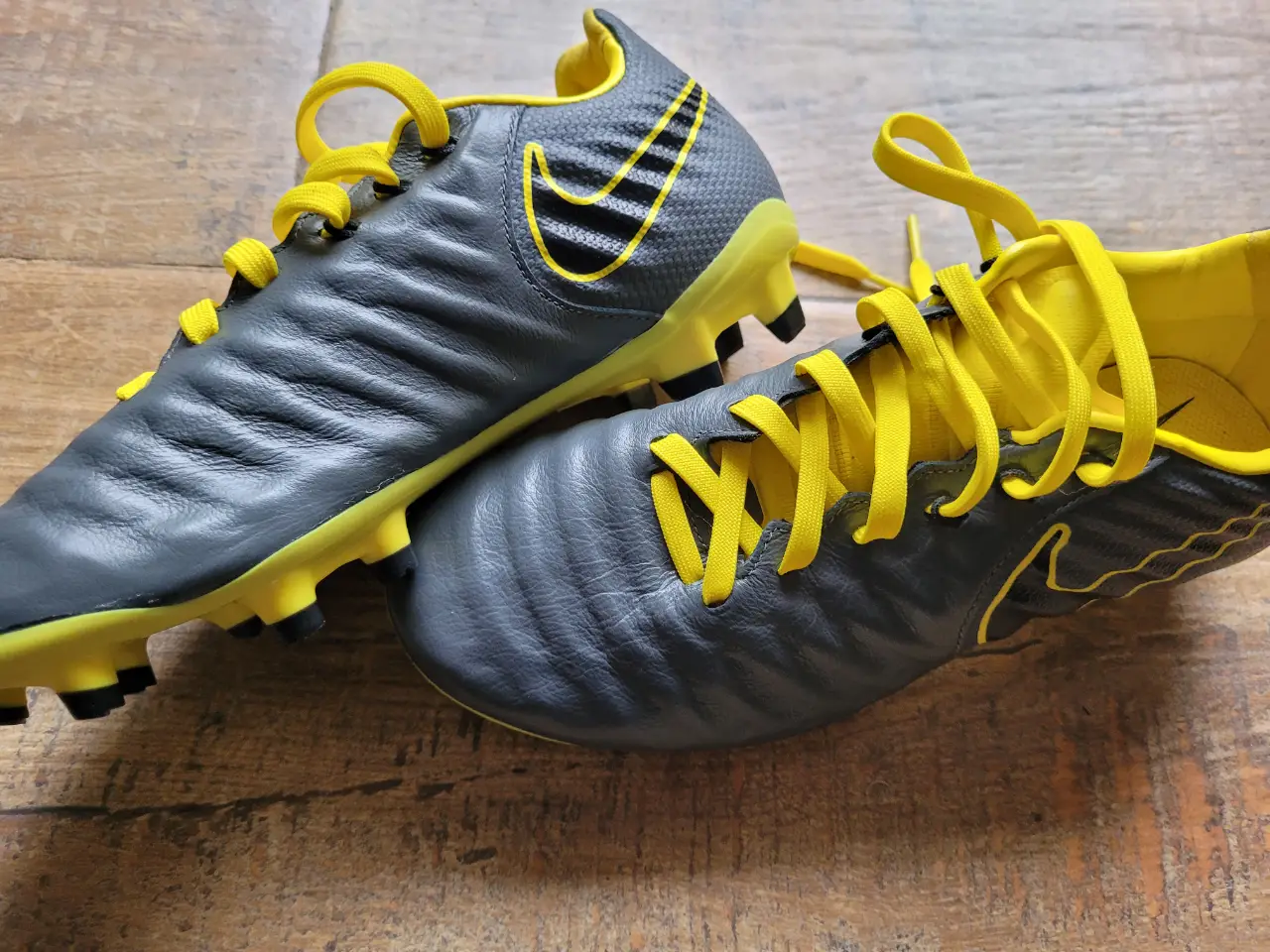 Botín de fútbol Nike - Vista 5