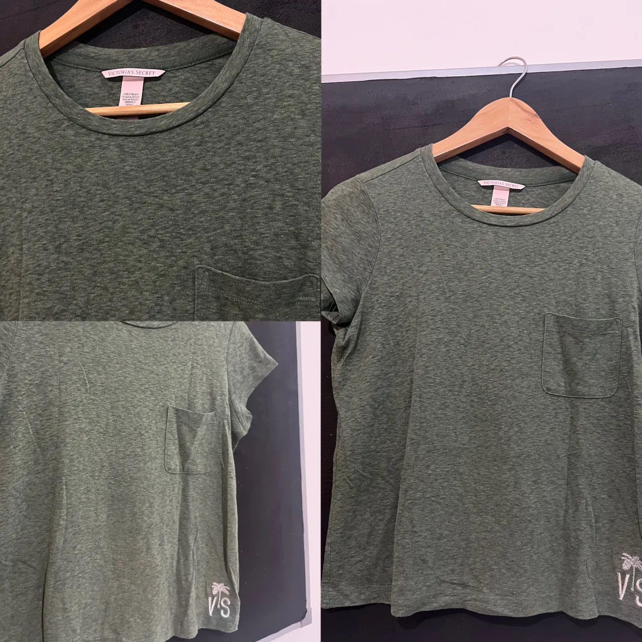 Remera de manga corta de color verde con bolsillo en el pecho. Tiene un pequeño estampado de palmera y las iniciales 'VS' en la parte inferior izquierda.