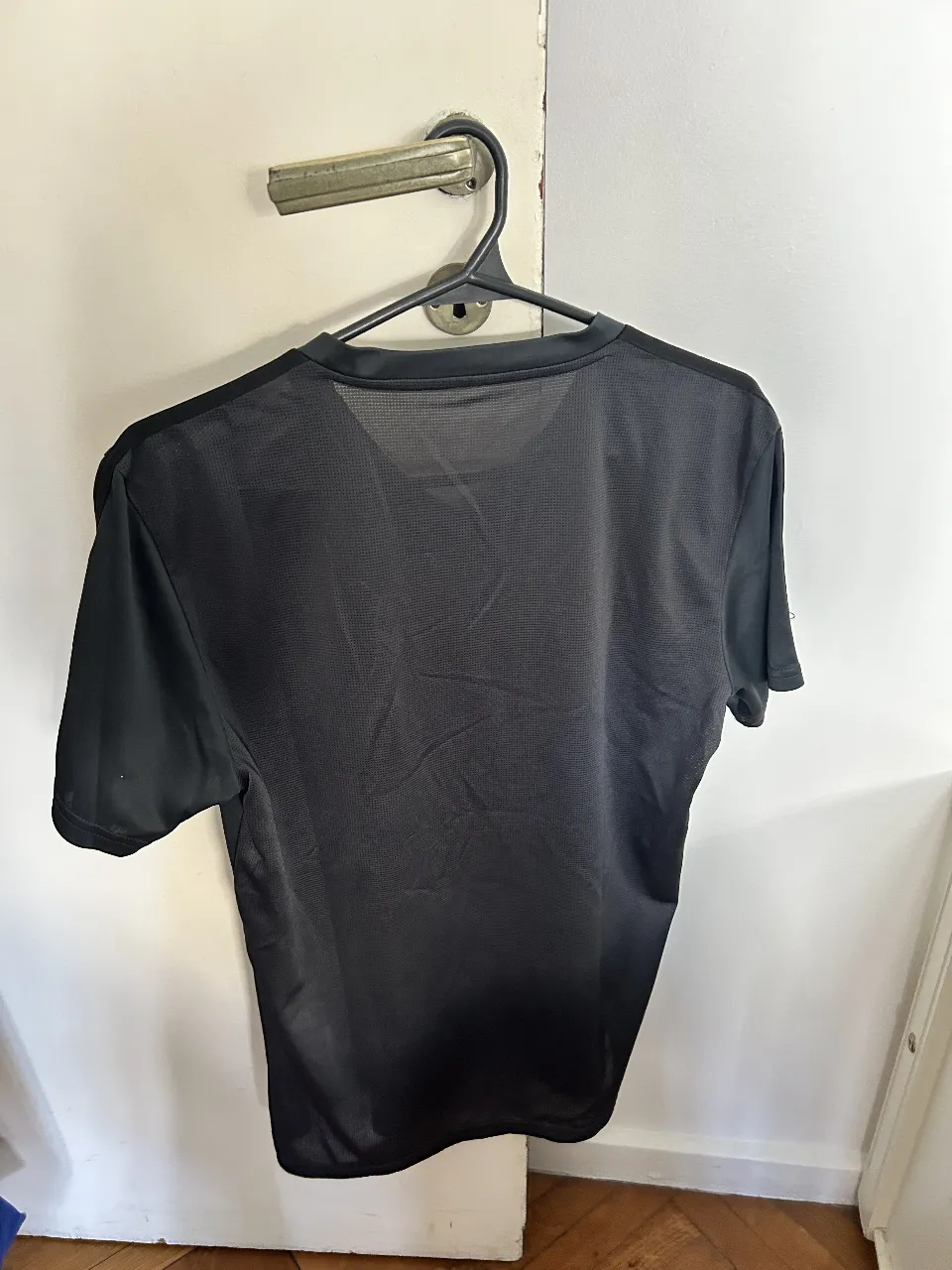 Camiseta adidas - Vista 4