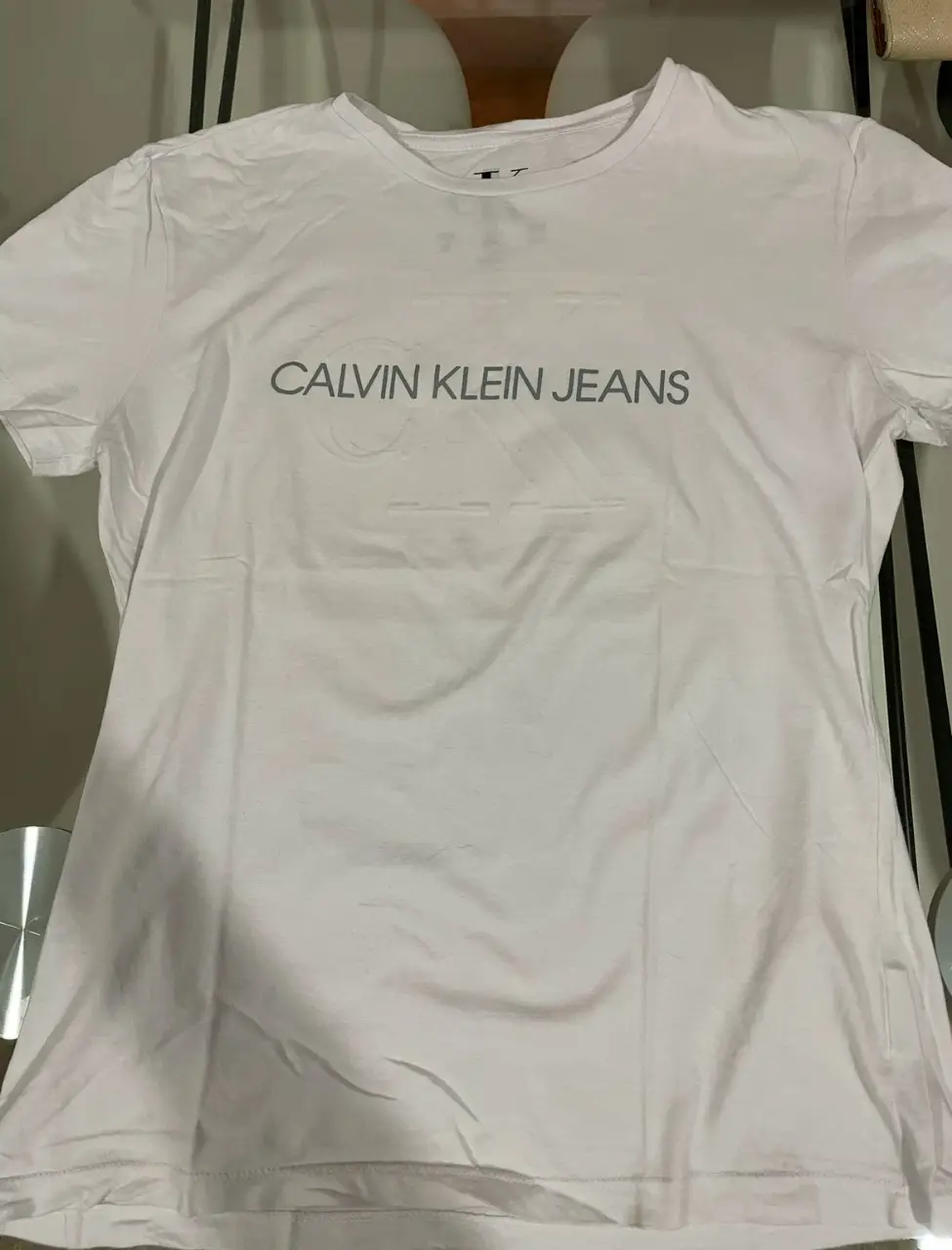 Remera Calvin Klein - Vista 2