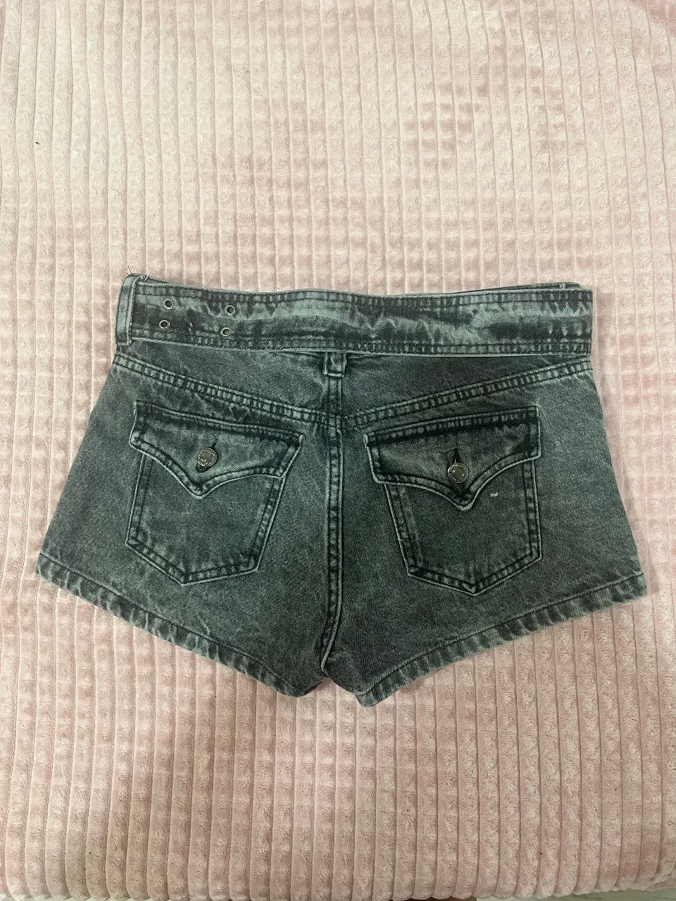 Short PSYCHIC - Vista 2