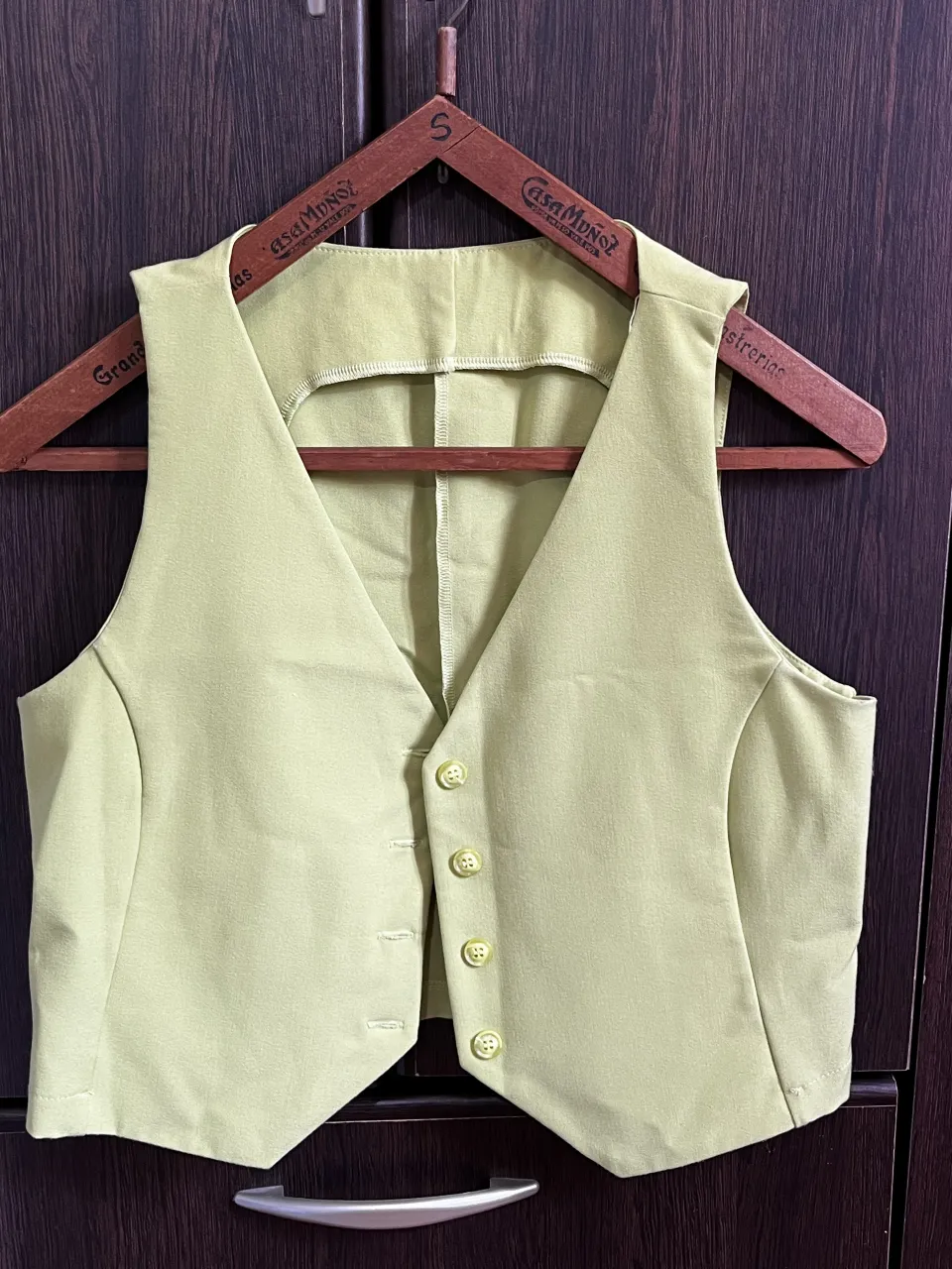 Chaleco A ≠ - Vista 3