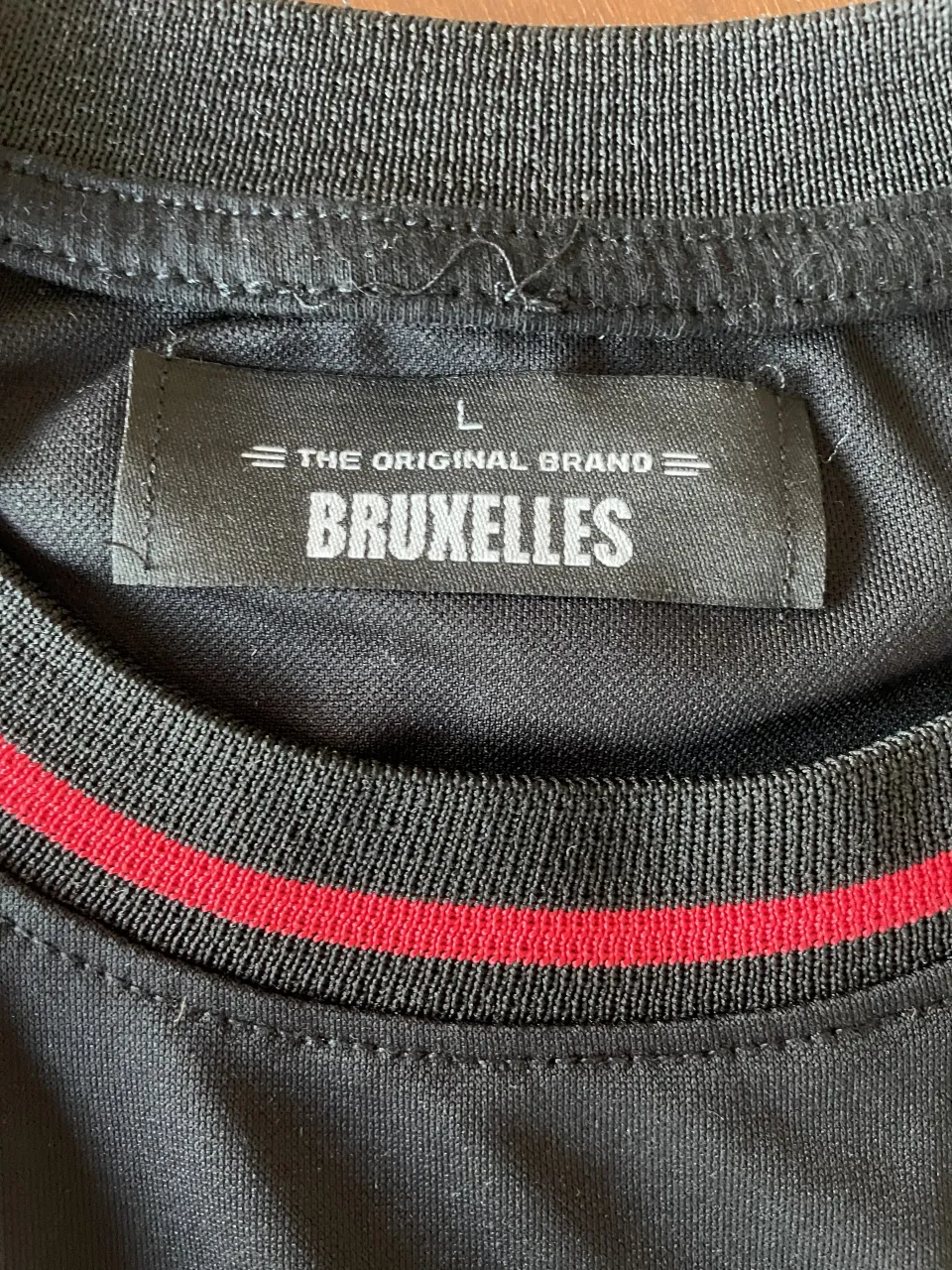 Camiseta Bruxelles - Vista 3