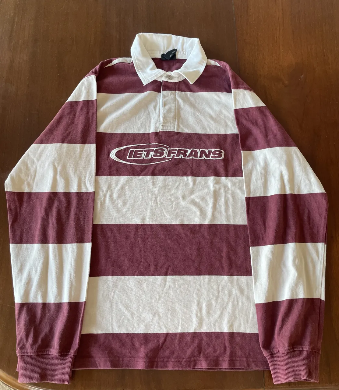 Remera Urban Outfitters - Vista 2