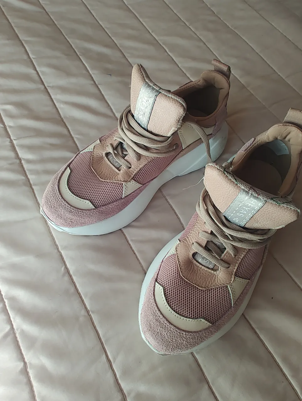 Zapatillas Heyas - Vista 2