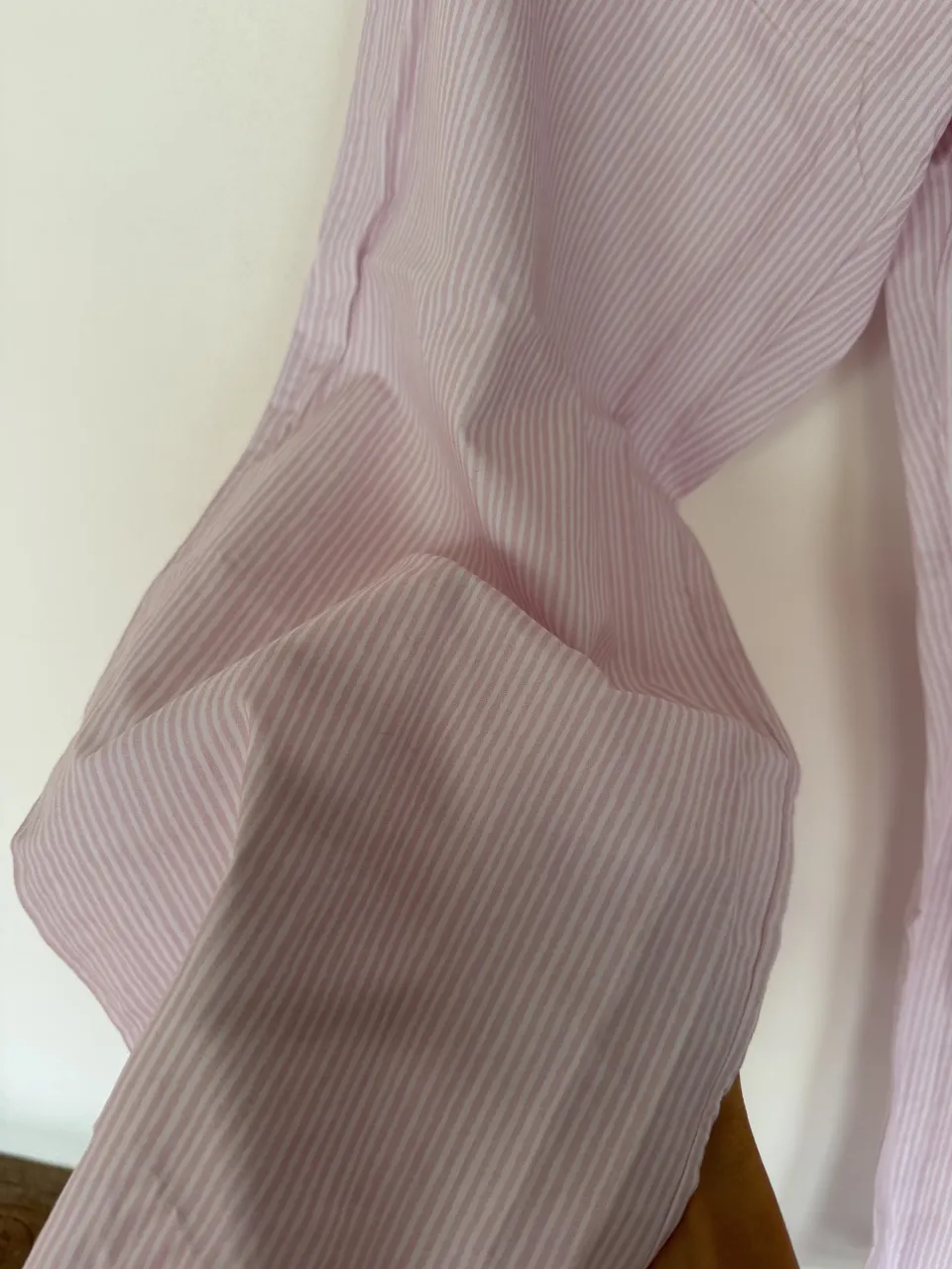 Pantalón tipo pijama 100% algodón a rayas rosas y blancas. Con cintura elastizada y pierna ancha. Súper cómodo. 