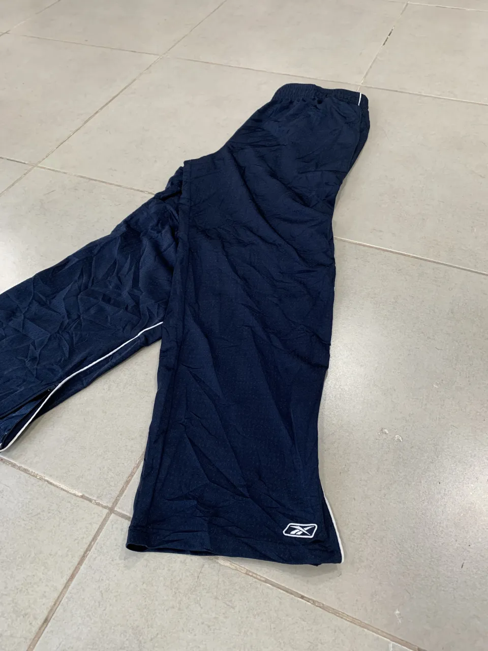 Pantalón Reebok - Vista 2