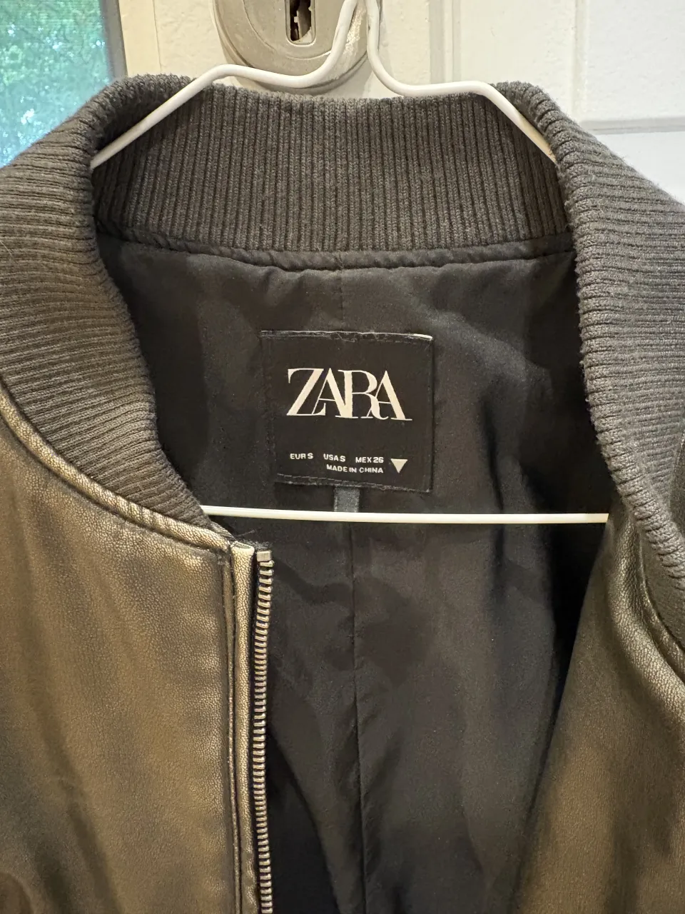 Campera Zara - Vista 3