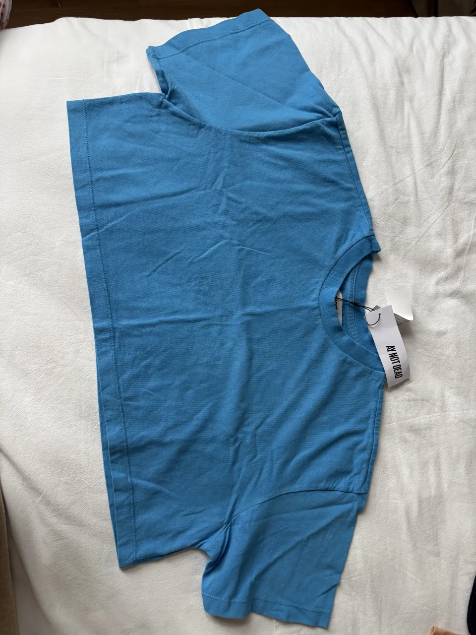 Remera Ay Not Dead - Vista 2