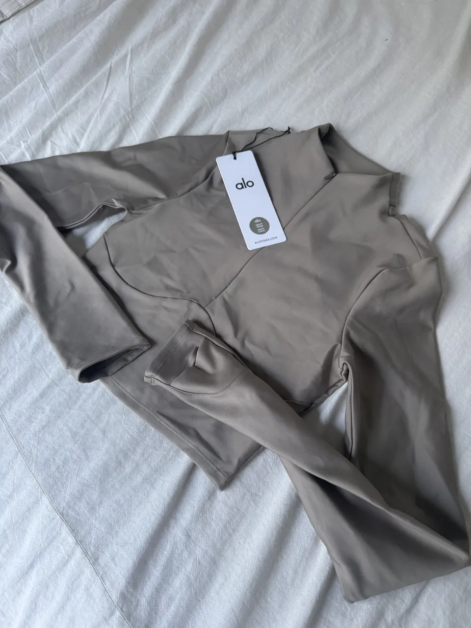 Remera Alo - Vista 2