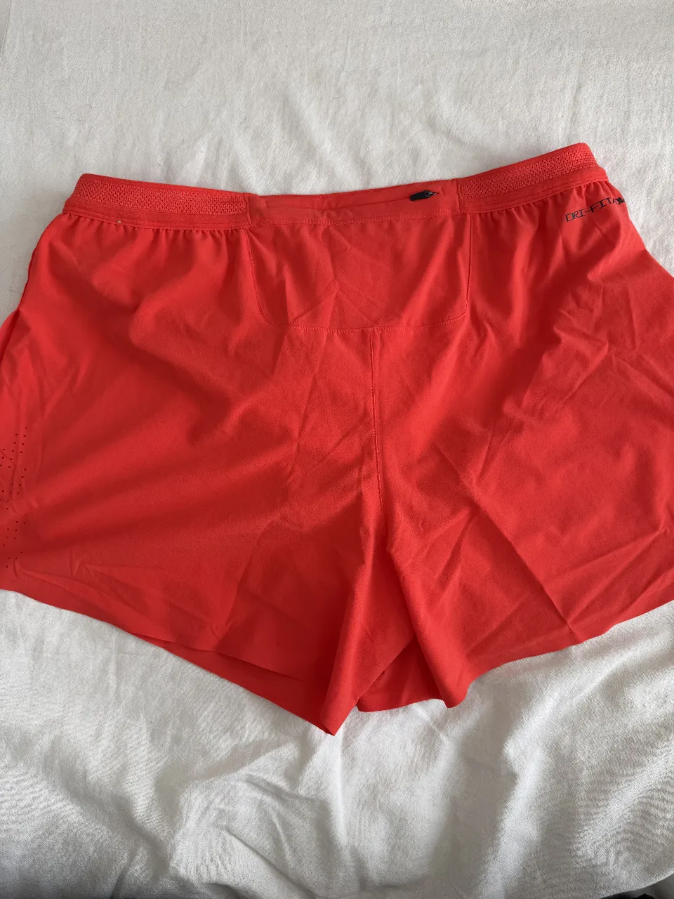 Bermuda Nike - Vista 6