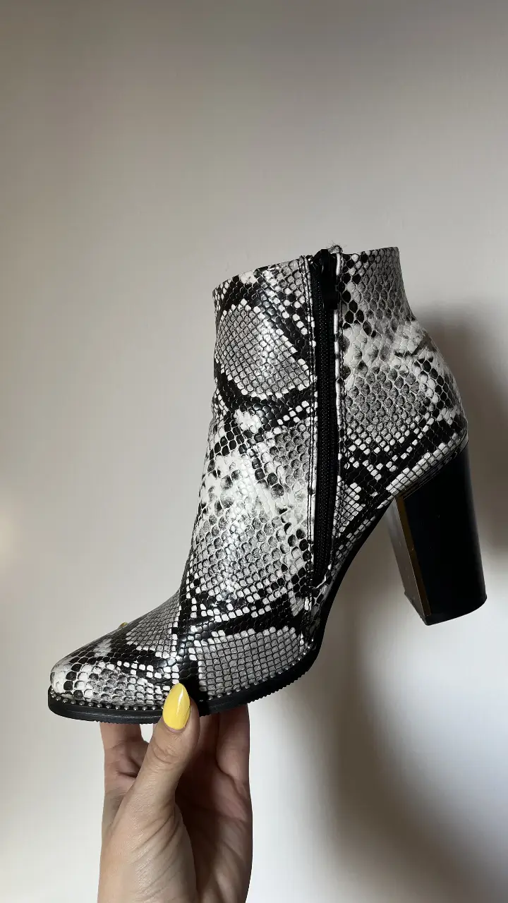 Botines Otra - Vista 4