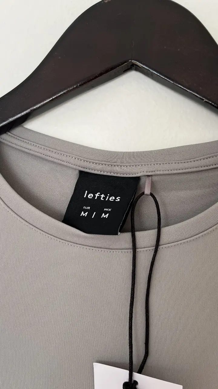Remera Lefties - Vista 3