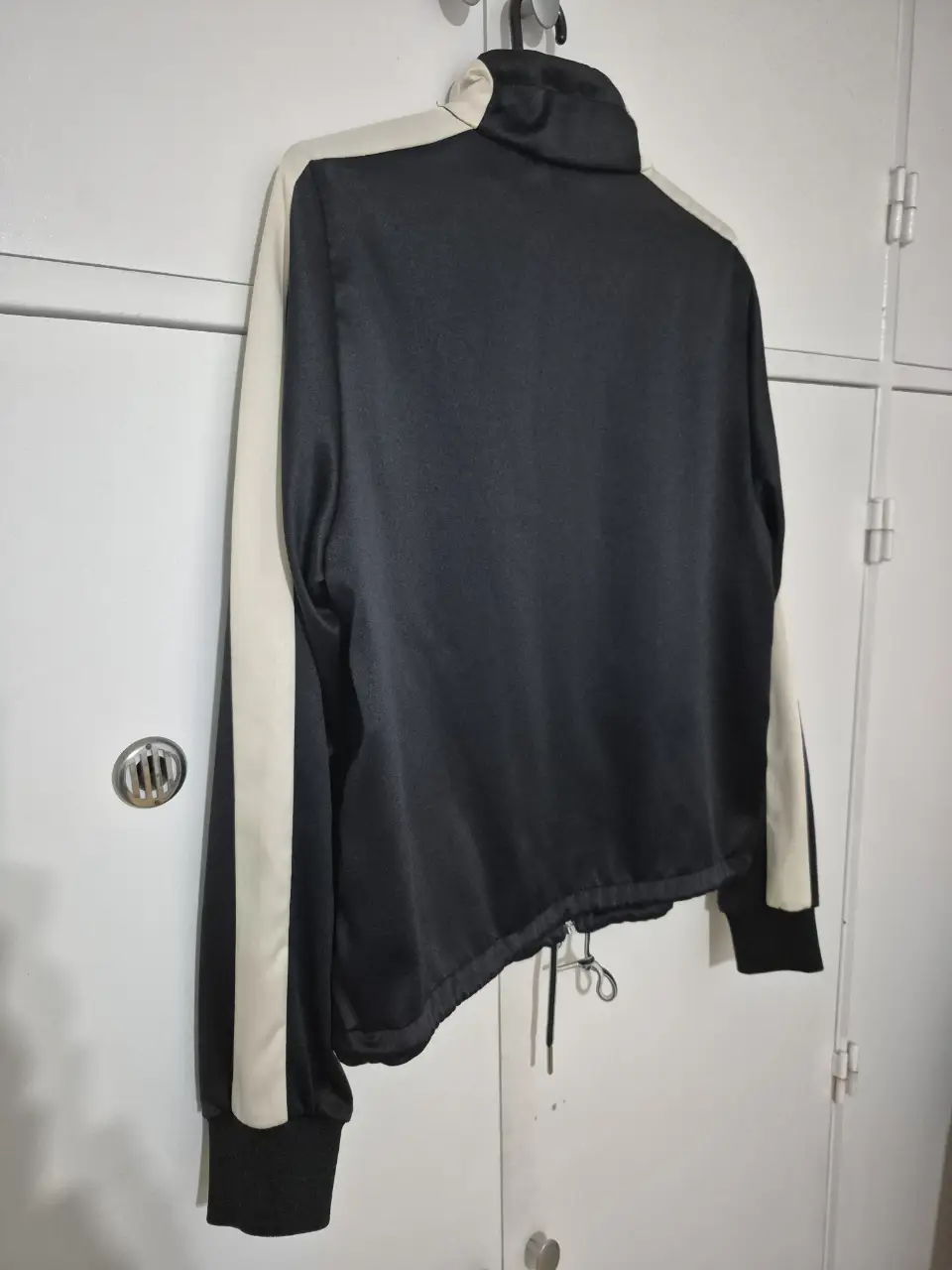 Campera DIVIDED H&M - Vista 3