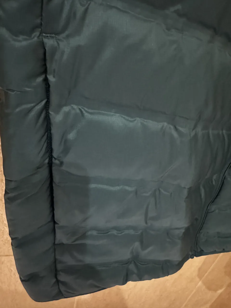 Campera Uniqlo - Vista 3