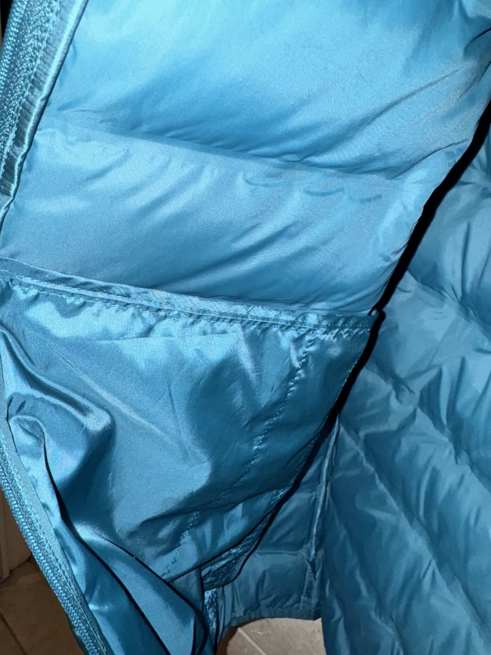 Campera Uniqlo - Vista 4