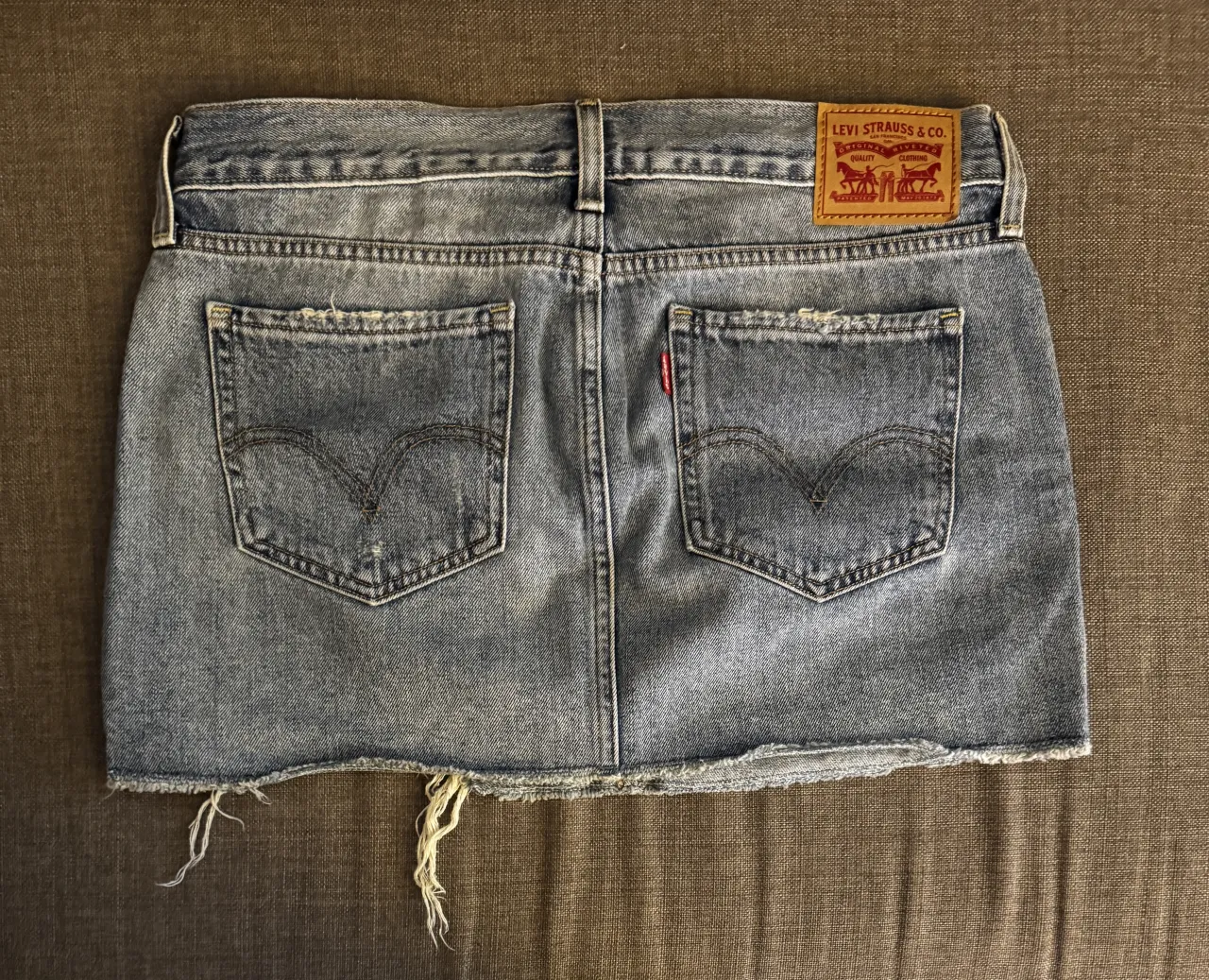 Minifalda Levi's - Vista 2