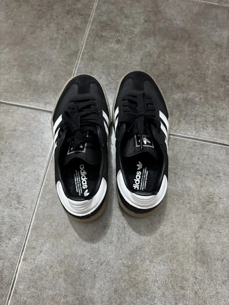 Zapatillas adidas - Vista 2