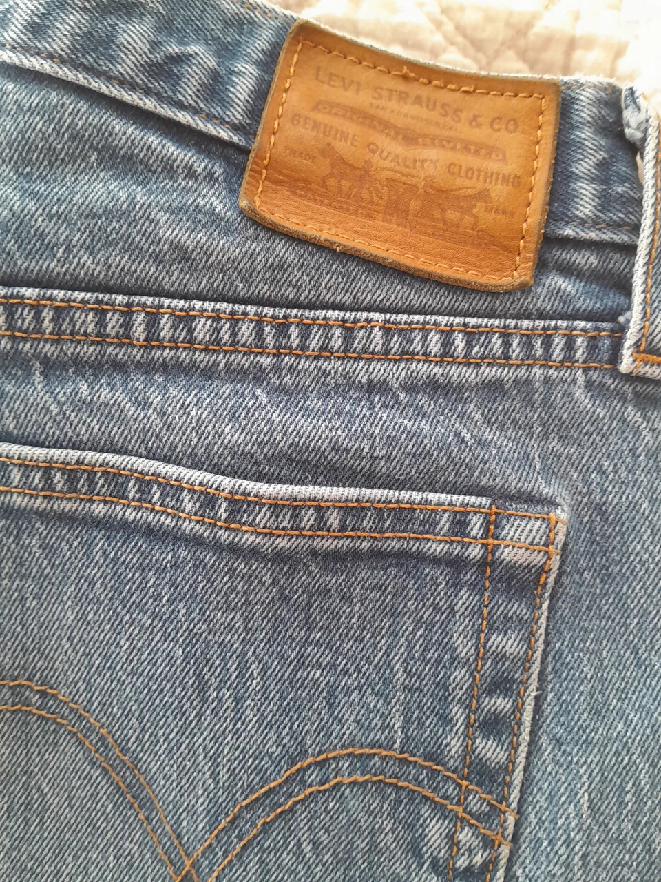 Jean Levi's - Vista 2