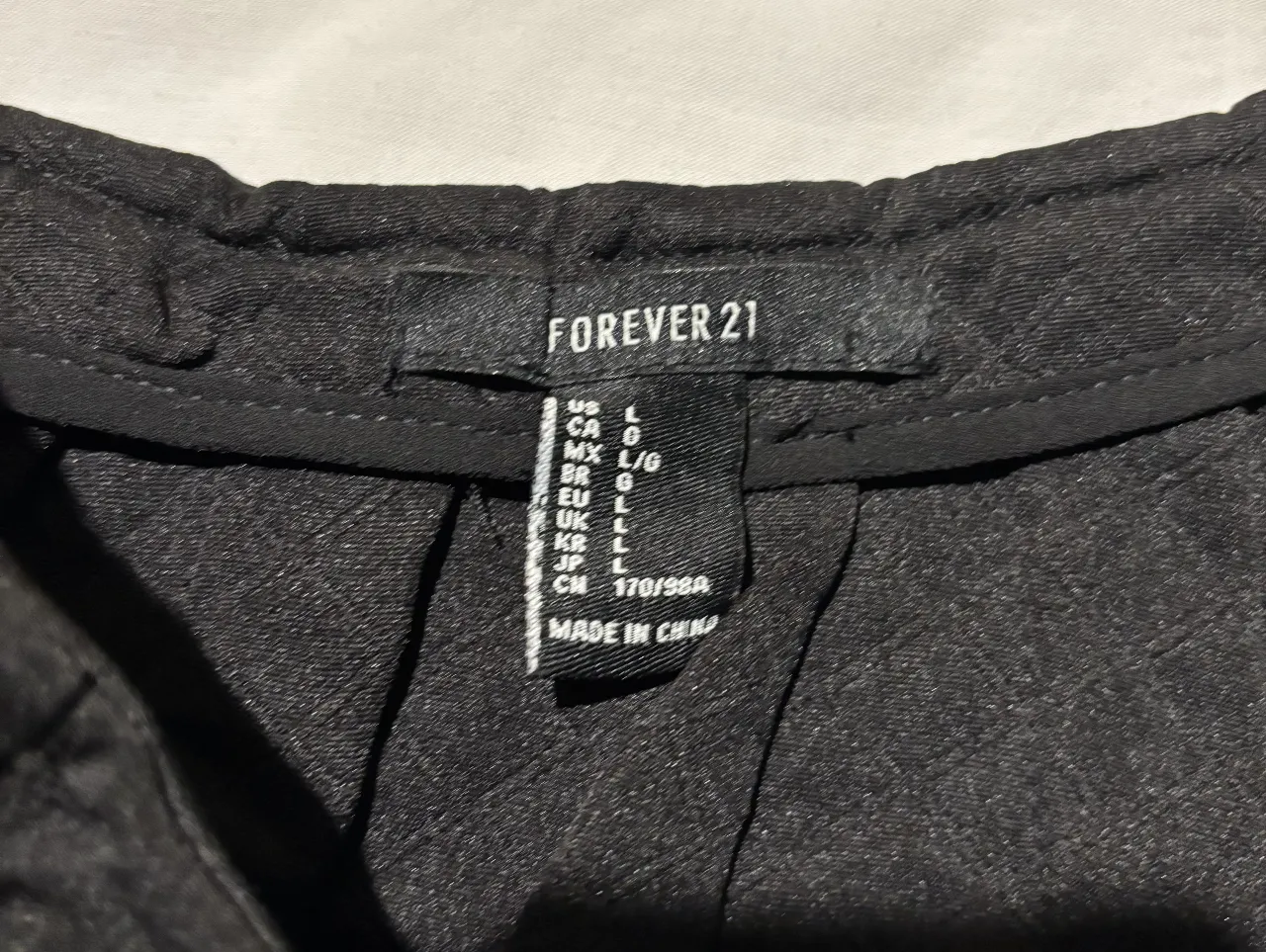 Minifalda Forever 21 - Vista 2