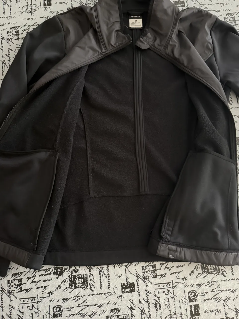 Campera Nike - Vista 4