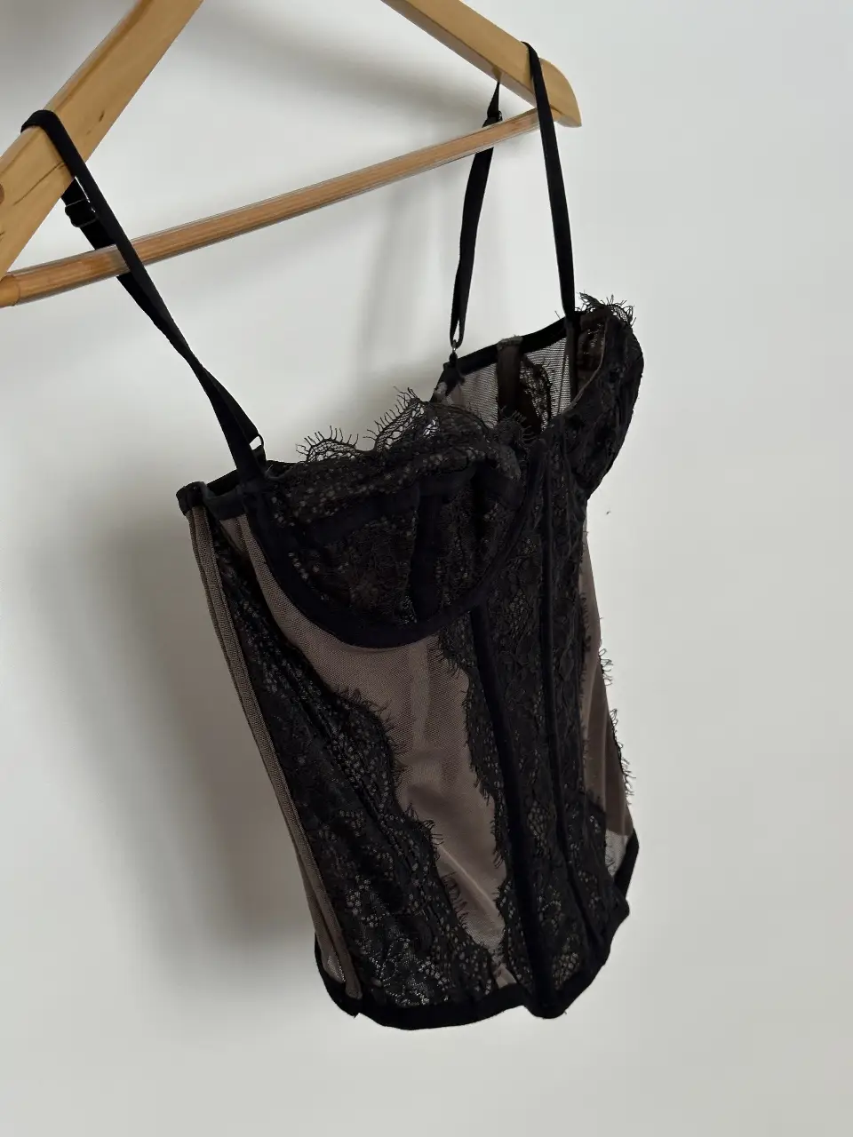 Top Urban Outfitters - Vista 3
