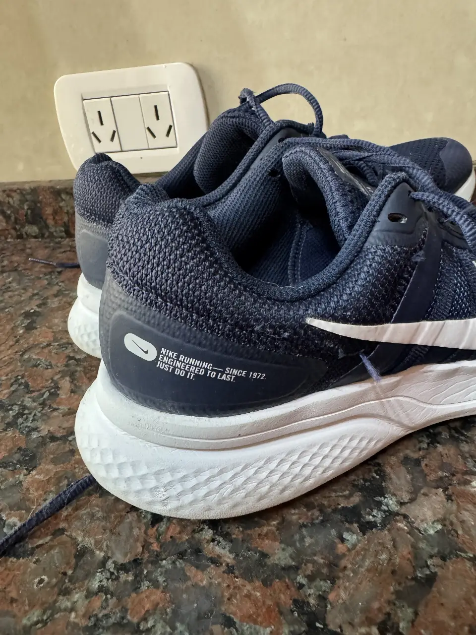 Zapatillas Nike - Vista 2