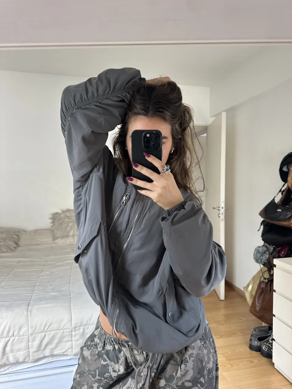 Campera Bershka - Vista 2