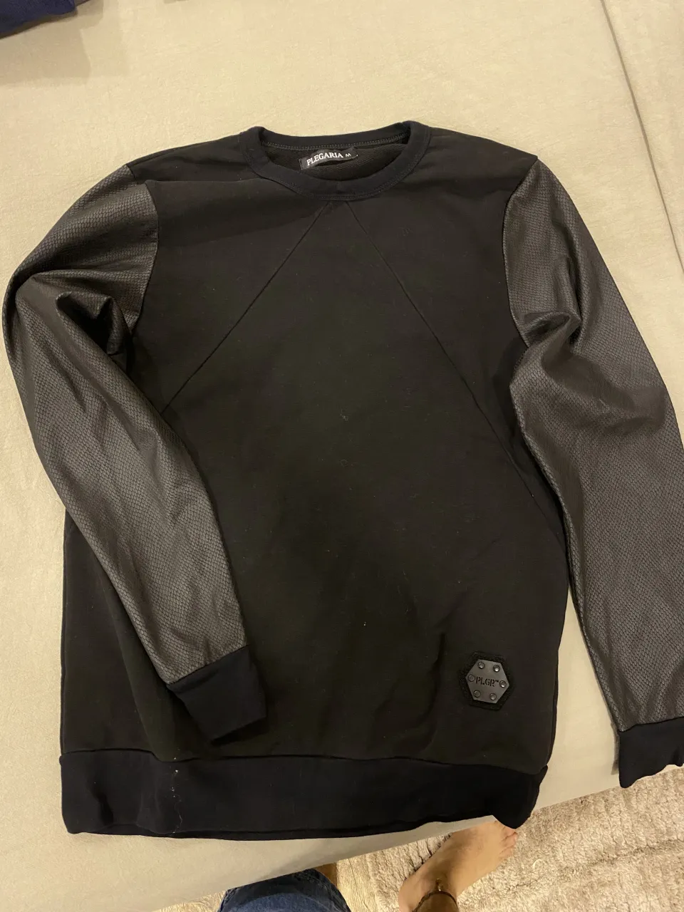 Buzo Plegaria - Vista 2