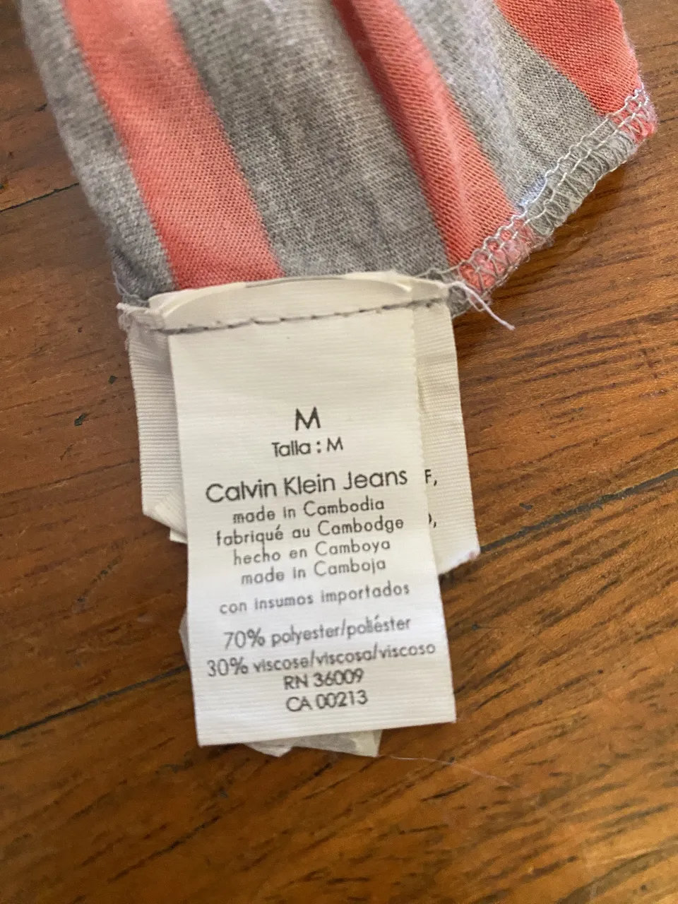 Remera Calvin Klein Jeans - Vista 3