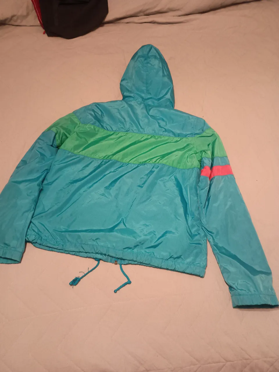 Rompeviento American Eagle - Vista 3