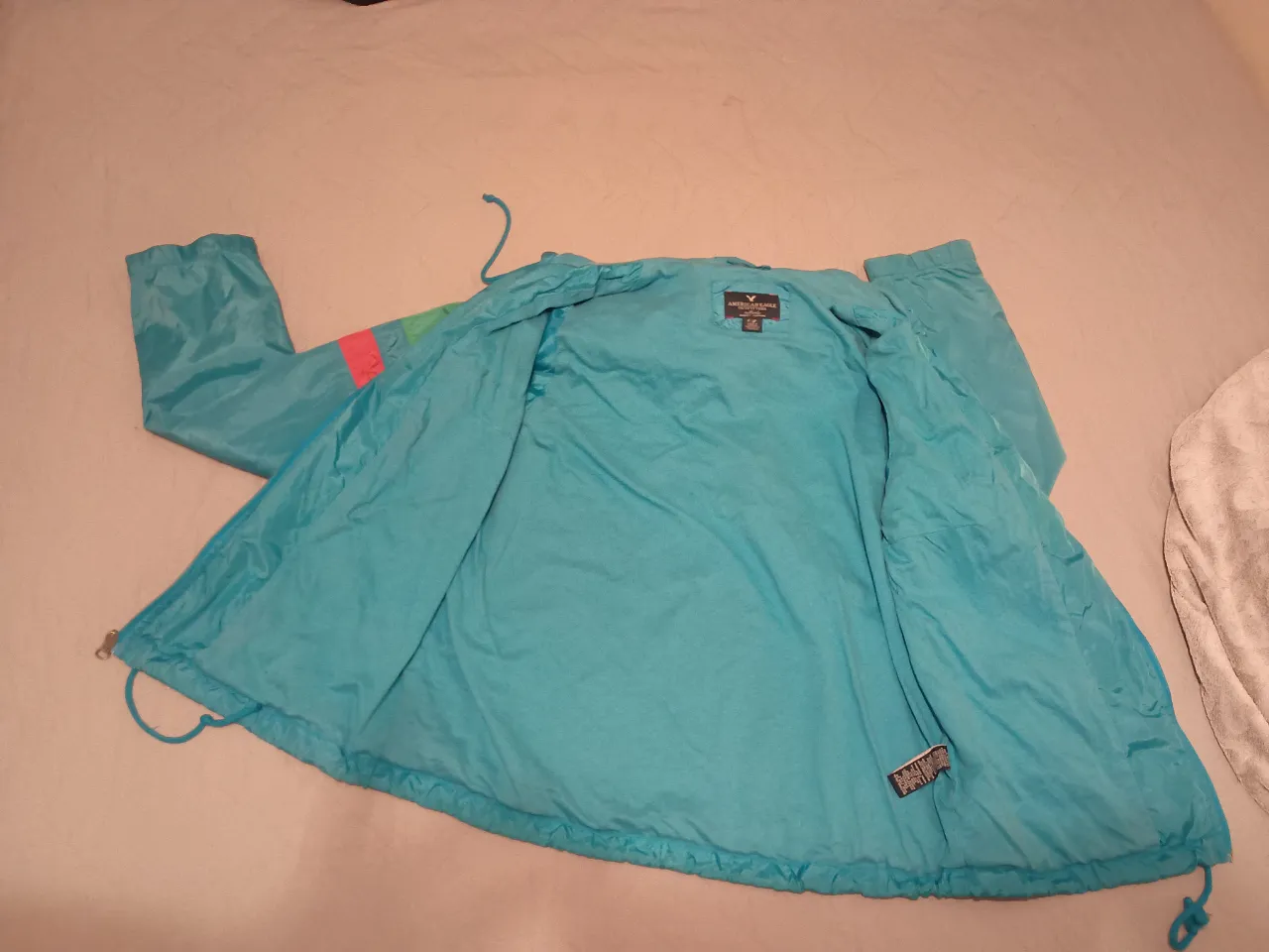 Rompeviento American Eagle - Vista 4