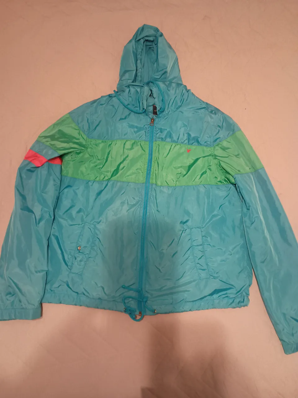 Rompeviento American Eagle - Vista 2