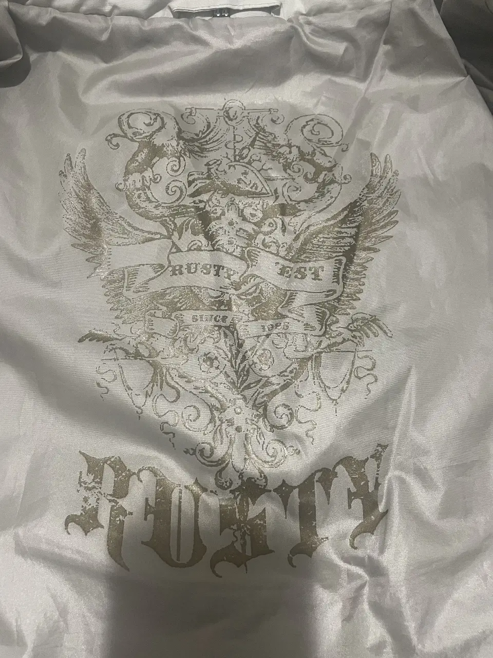 Campera Rusty - Vista 3