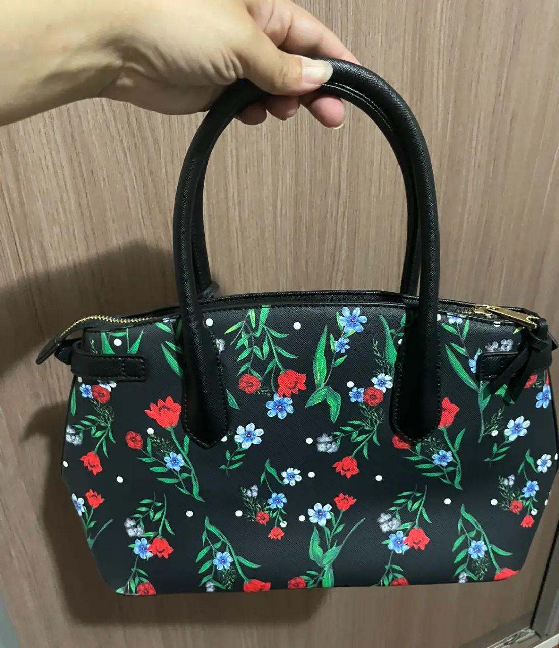 Cartera GUESS - Vista 2